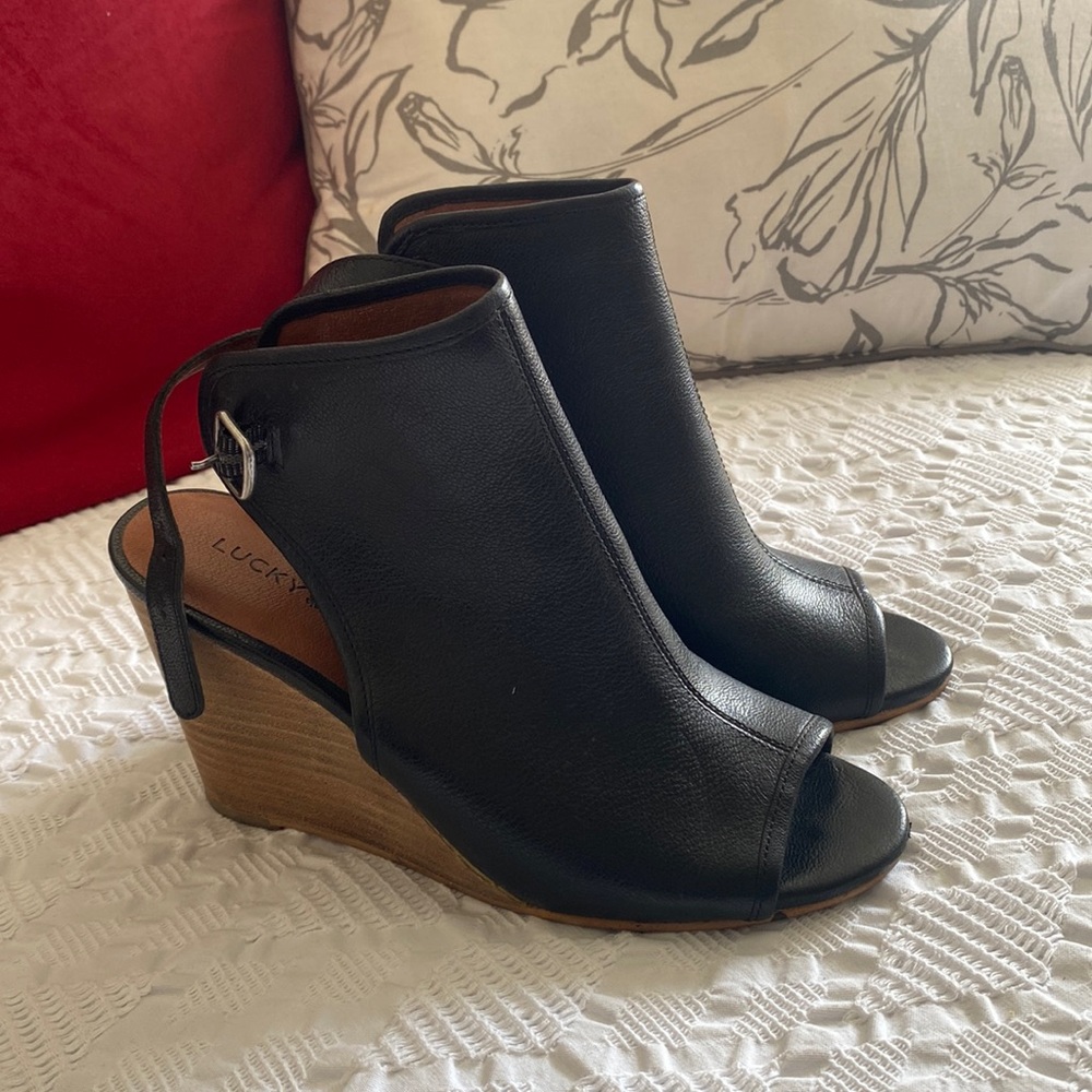 Lucky 🍀 Brand Risza wedges